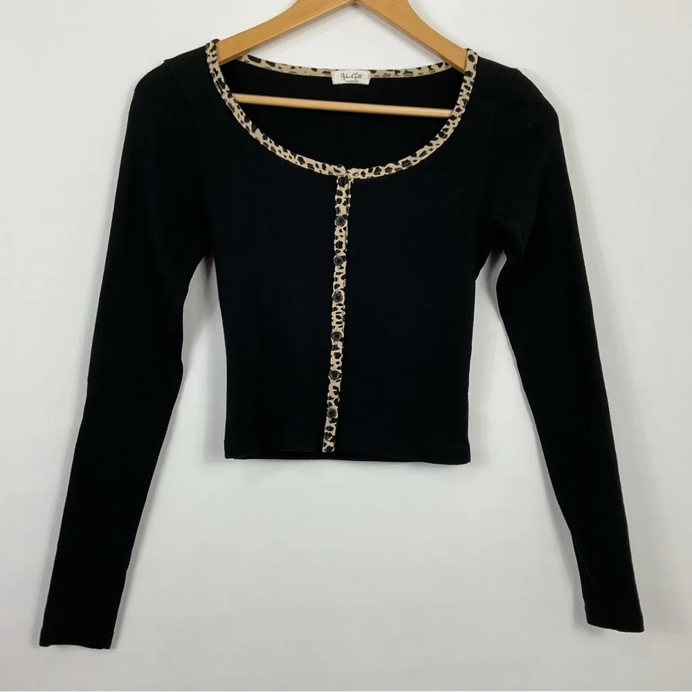 John Galt Brandy Melville Cheetah Trim Long Sleeve Shirt‎ One Size